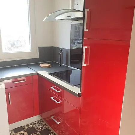 2 Chambres, Proximite Plage, Commerces Et Centre *